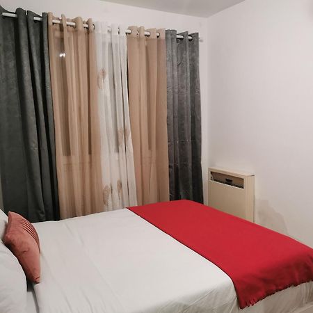 Appartement Meubles A Villeurbanne Lyon Bagian luar foto