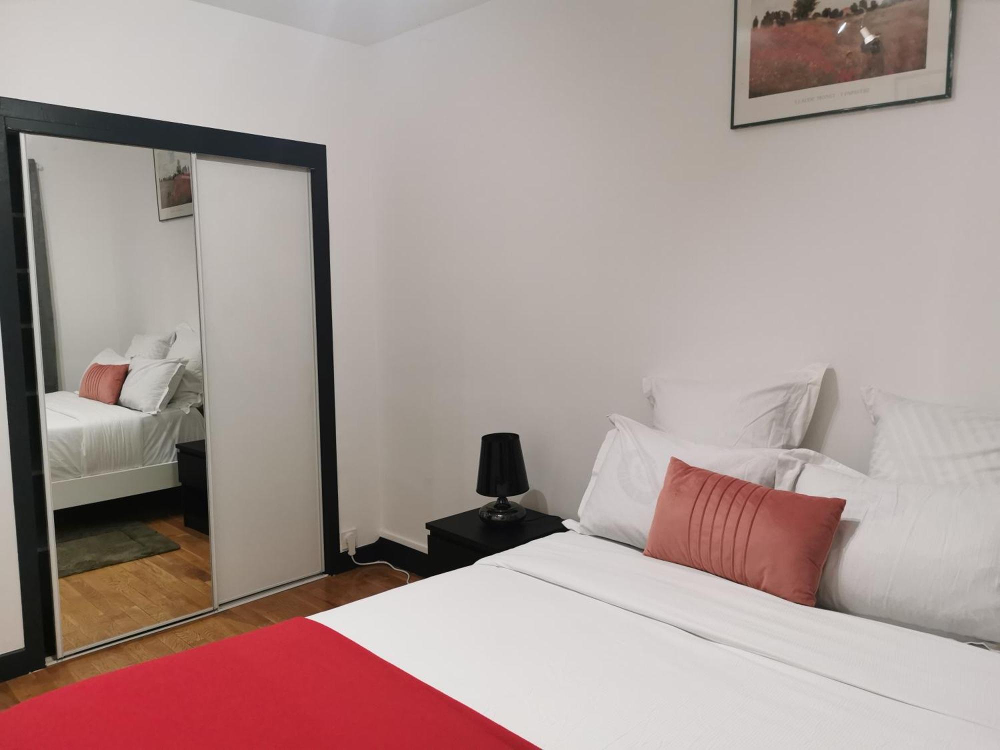 Appartement Meubles A Villeurbanne Lyon Bagian luar foto